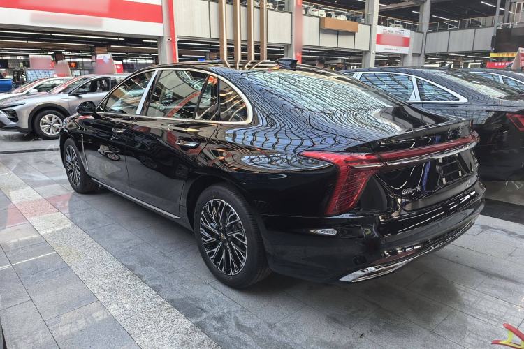 Used Hongqi H5 
