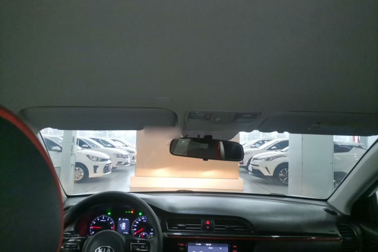 Used Kia KX Cross 2017 1.4L AT GLS
