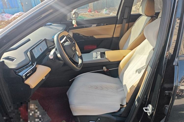 Used  L6 2024 125km PLUS Dragon Edition