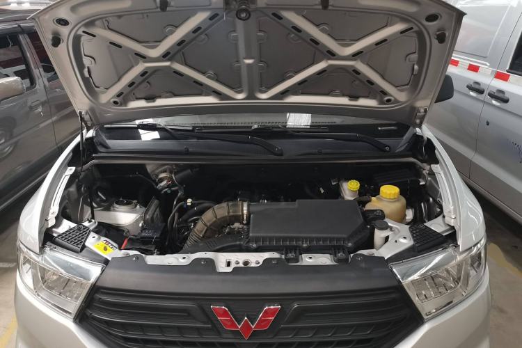 Used Wuling Hongguang V 2022 1.5L Jingqu Version Hydraulic Power Steering LAR
