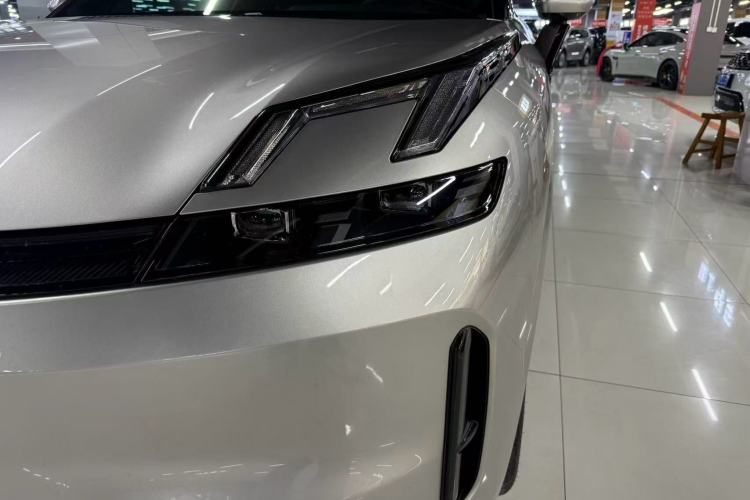 Used Lynk & Co 08 EM-P 2023 245km Ultra-Long Range Halo
