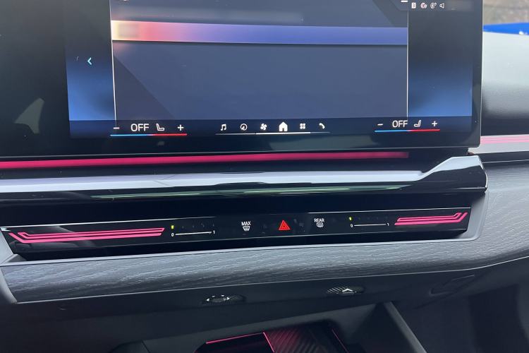 Used BMW 5 Series 2024 525Li Luxury Package
