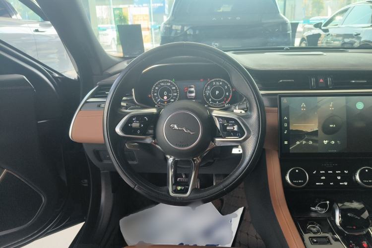 Used Jaguar XFL 2021 XFL 2.0T P250 All-Wheel-Drive Shimmering Black Sport Edition
