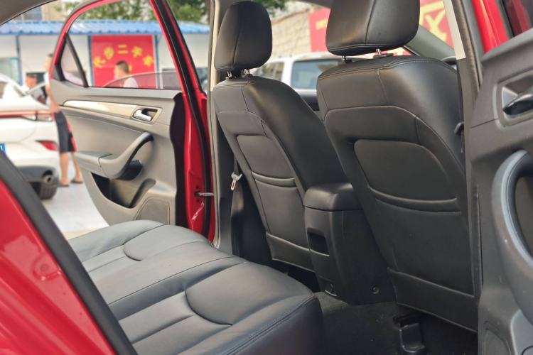 Used Roewe 360 2017 1.5L Automatic Luxury Edition
