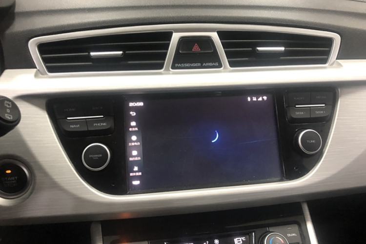 Used Geely Auto Emgrand X7 Sport 2018 1.8TD Automatic Two-Wheel Drive Zhiya Model
