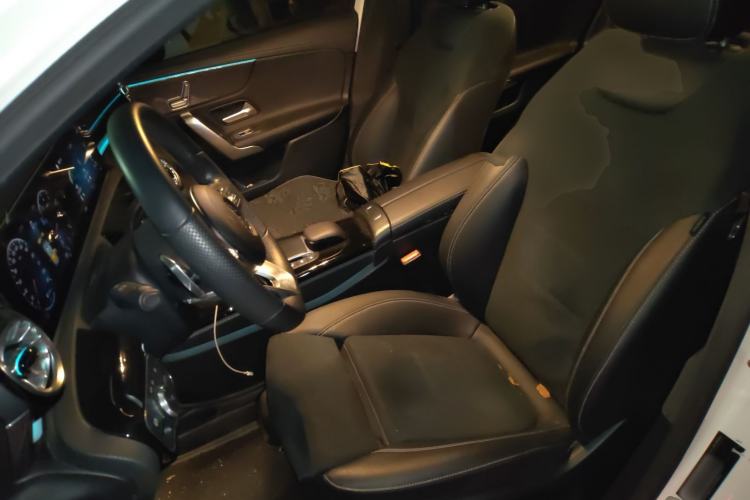 Used Mercedes-Benz A-Class 2021 A 200 L Sport Sedan Fashion Model
