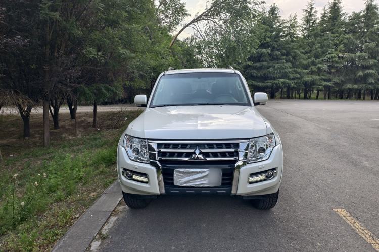 Used Mitsubishi Pajero 2019 3.0L Automatic Comfort Edition