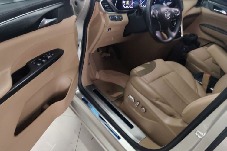 Used Buick GL8 2020 ES Land Cruiser 653T Luxury Edition