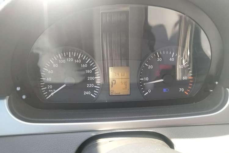 Used Mercedes-Benz Vito 2013 3.0L Elite Edition