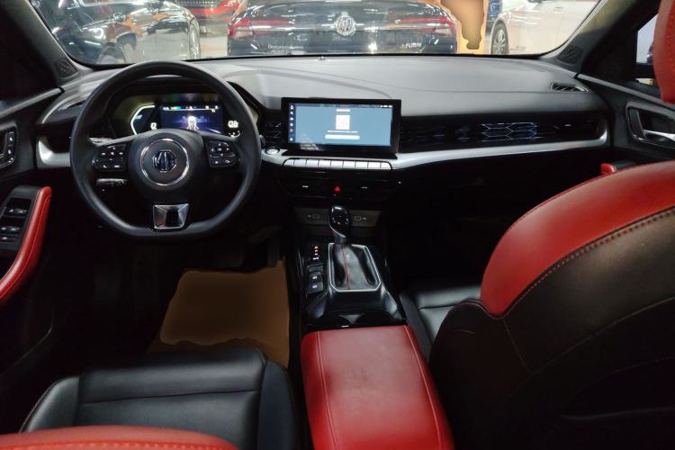 Used MG 5 2022 180 DVVT CVT Youth Luxury Edition