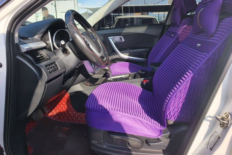 Used Bestune X80 2013 2.0L Automatic Comfort Edition
