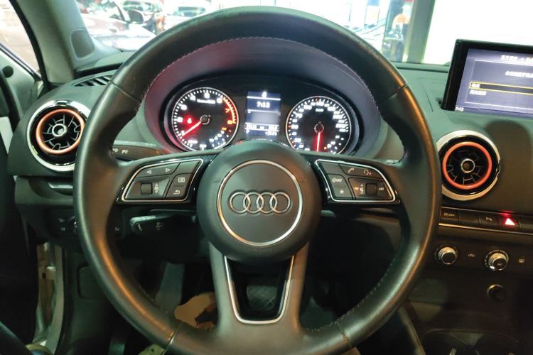 Used Audi A3 2020 Limousine 35 TFSI Fashion Edition China VI Emission Standard