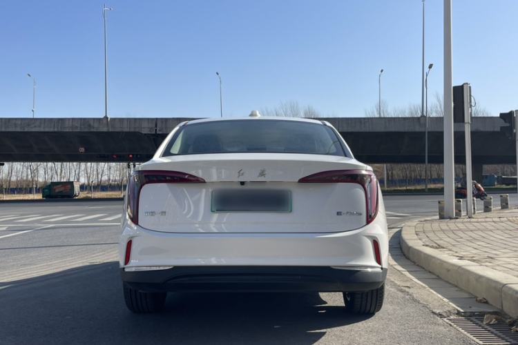 Used Hongqi E-QM5 2024 500km Range Edition
