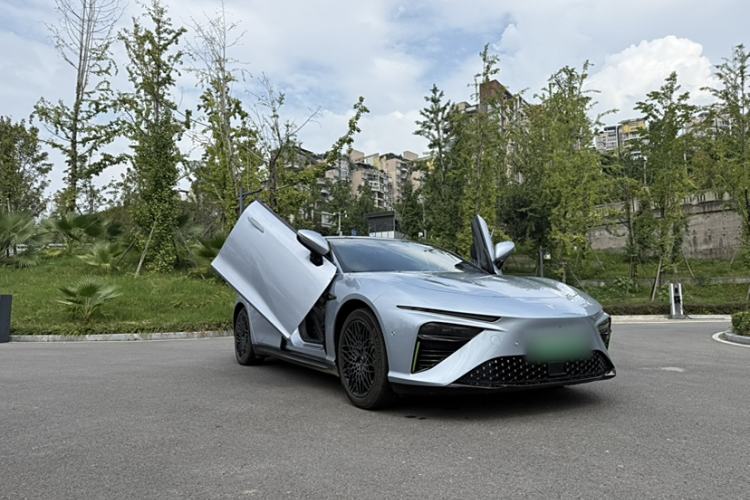 Used NETA S 2022 All-Electric 650 km Four-Wheel Drive Flagship Edition
