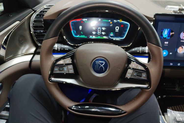 Used BYD Han 2023 EV Champion Edition 605KM Front-Drive Premium Model