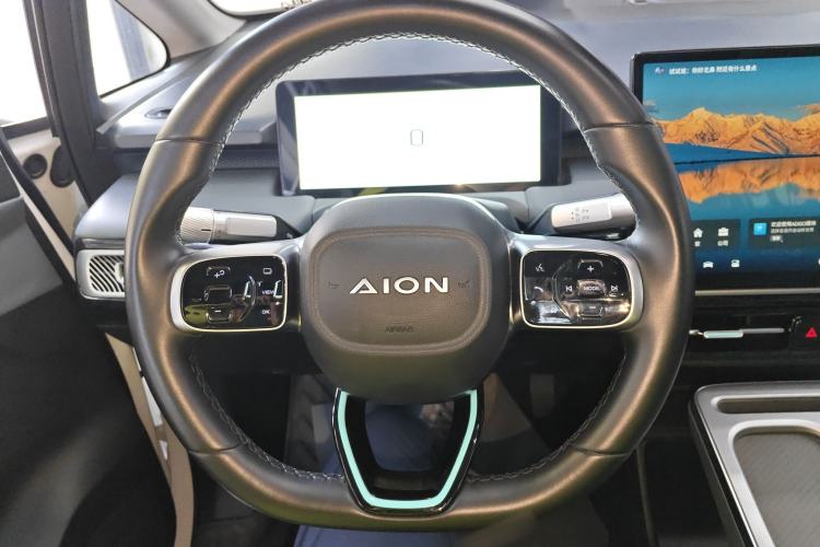 Used AION Y 2023 Younger Star Edition
