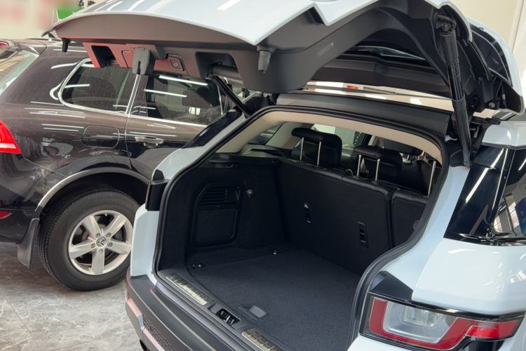 Used Land Rover Range Rover Evoque 2016 2.0T SE Smart Glow Edition