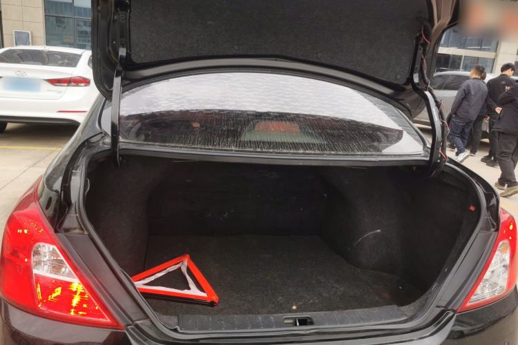 Used Nissan Sunny 2016 1.5XE CVT Leading Edition
