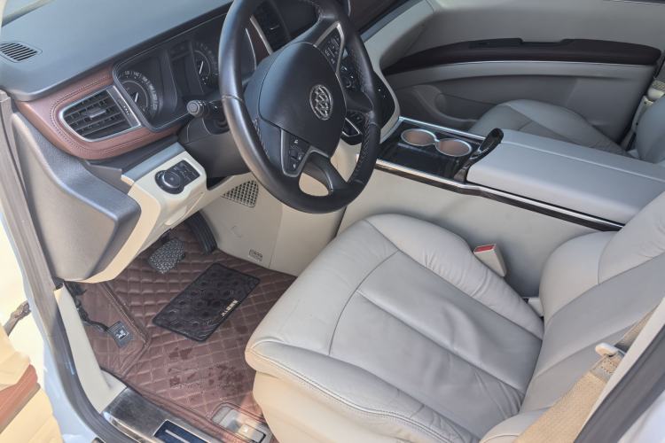 Used Buick GL8 2017 25S Luxury Version China V Standard
