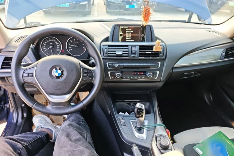 Used BMW 2 Series 2014 220i Sport Design Package
