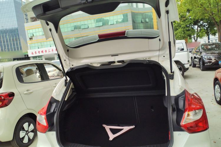 Used Ford Focus 2012 Hatchback 1.6L Automatic Fashion Edition
