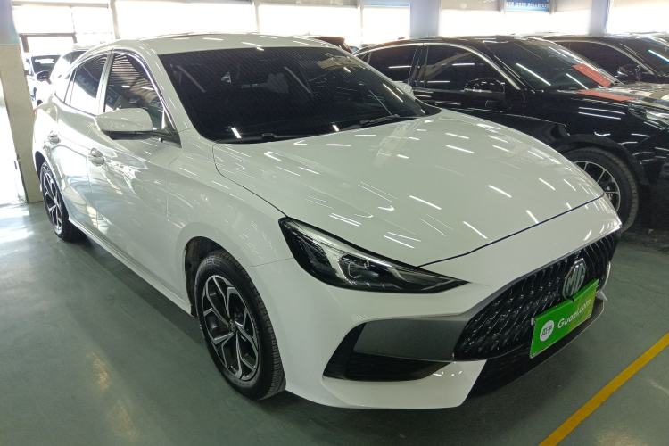 Used MG 5 2022 180 DVVT CVT Youth Luxury Edition
