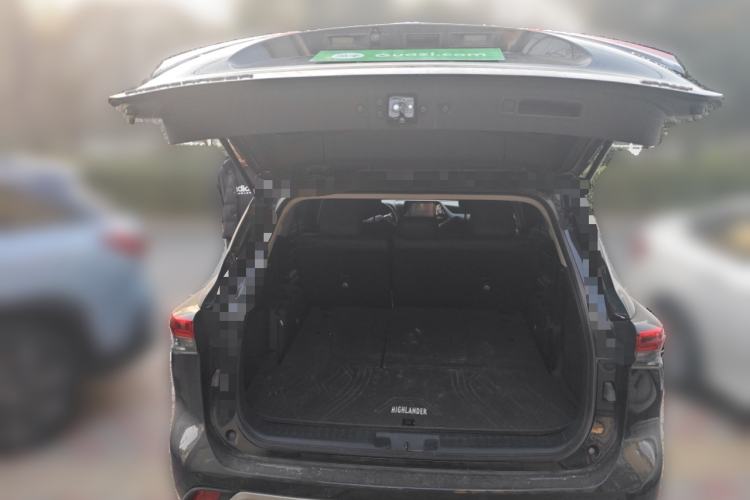 Used Toyota Highlander 2023 2.5L Smart Electric Hybrid Dual-Motor All-Wheel-Drive Luxury 7-Seater