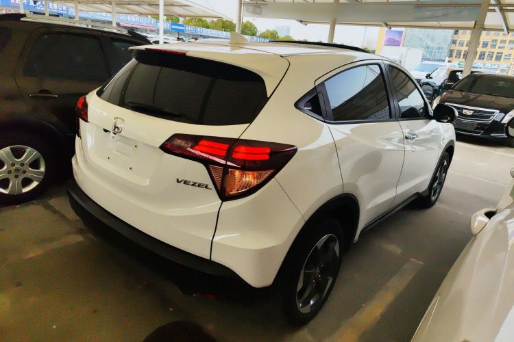 Used Honda Vezel 2017 1.8L CVT Front-Wheel Drive Pioneer Edition
