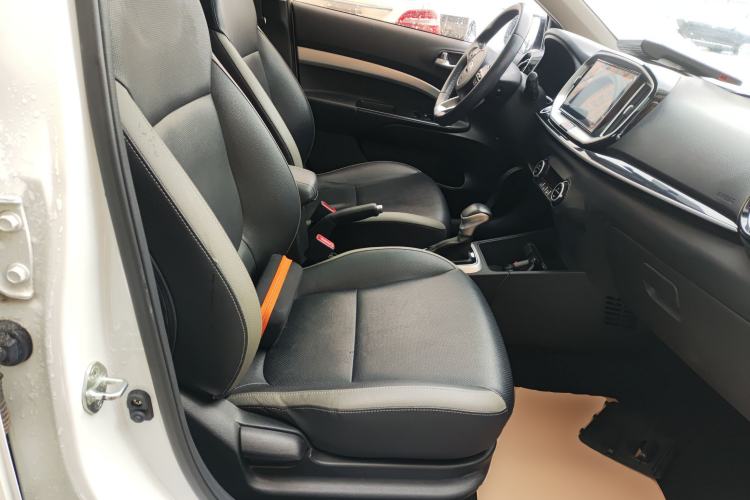 Used Kia kx1 Stonic 2021 1.4L CVT Fun & Sunroof Model
