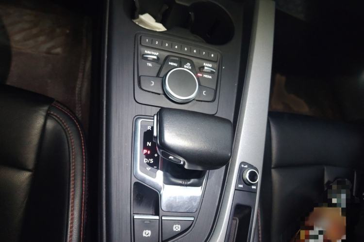 Used Audi A4L 2019 40 TFSI Ambition China VI