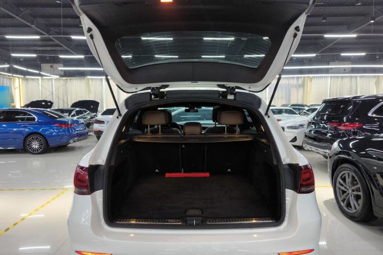 Used Mercedes-Benz GLC 2020 GLC 260 L 4MATIC Luxury Model
