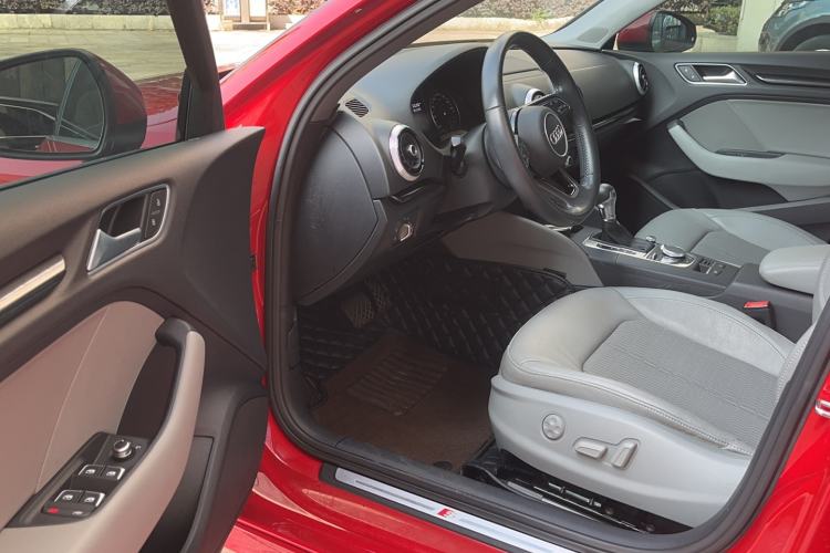 Used Audi A3 2018 30th Anniversary Edition Limousine 35 TFSI Fashion Model
