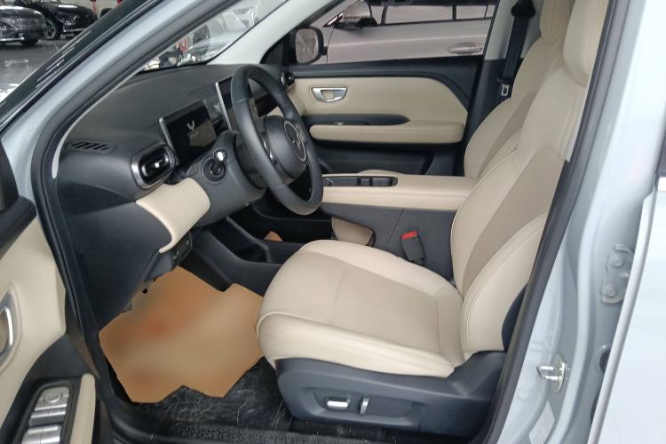 Used Wuling Bingo PLUS 2024 510 km Flagship Edition Four-Seater Version
