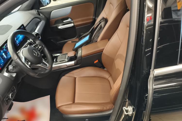 Used Mercedes-Benz GLB 2023 Refreshed GLB 200 Dynamic Edition
