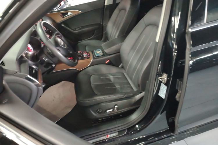 Used Audi A6L 2018 30th Anniversary Edition 30 FSI Style Model
