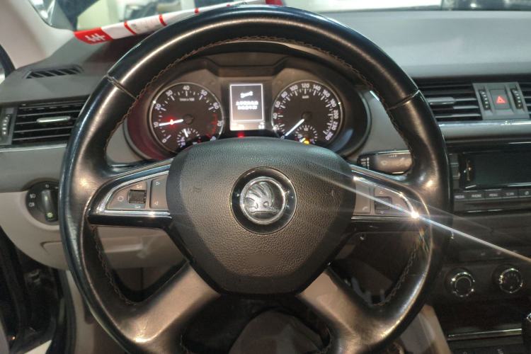 Used Skoda Octavia 2015 1.6L Automatic Yijun Edition