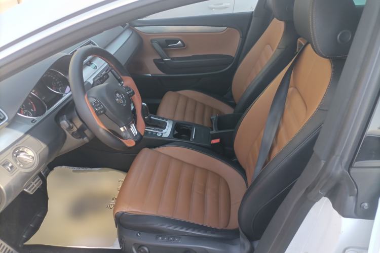 Used Volkswagen FAW-Volkswagen CC 2015 1.8TSI Luxury Model
