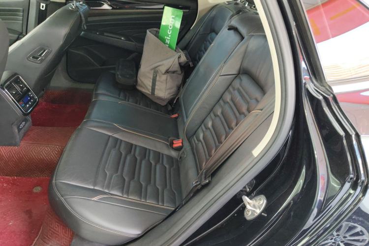 Used Volkswagen Passat 2019 330TSI Elite Edition China VI
