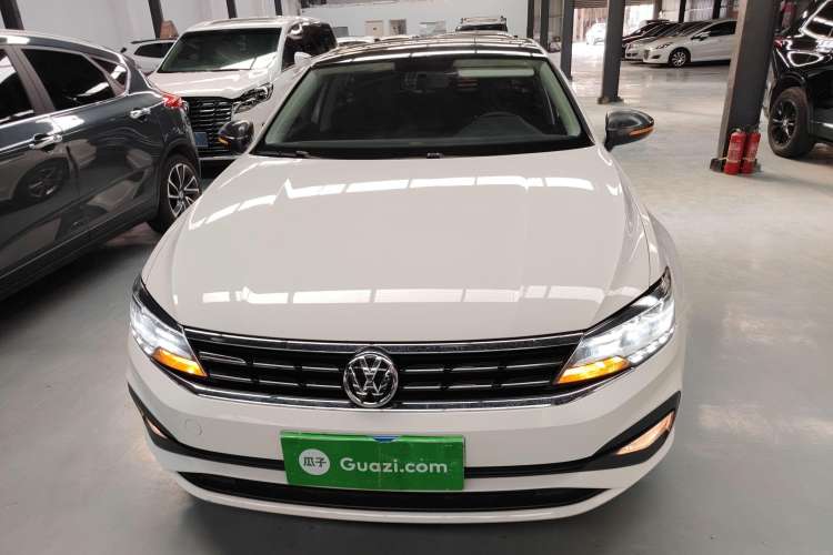 Used Volkswagen Lamando 2019 230TSI DSG Fashion Edition China VI