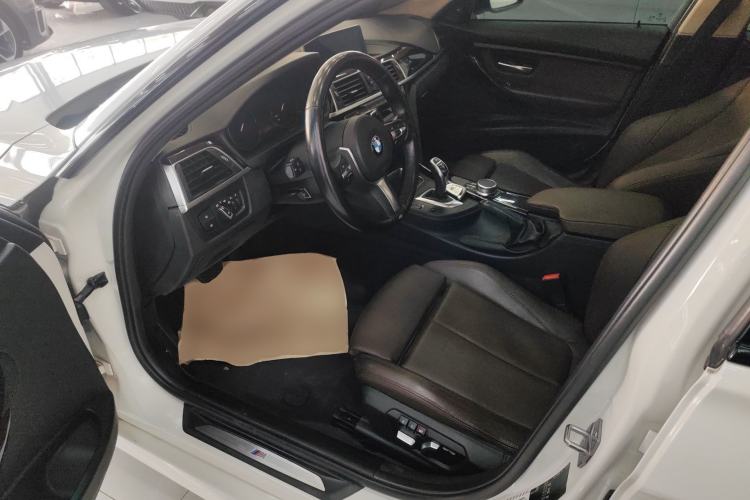 Used BMW 3 Series 2018 320Li Leading Model M Sport Package
