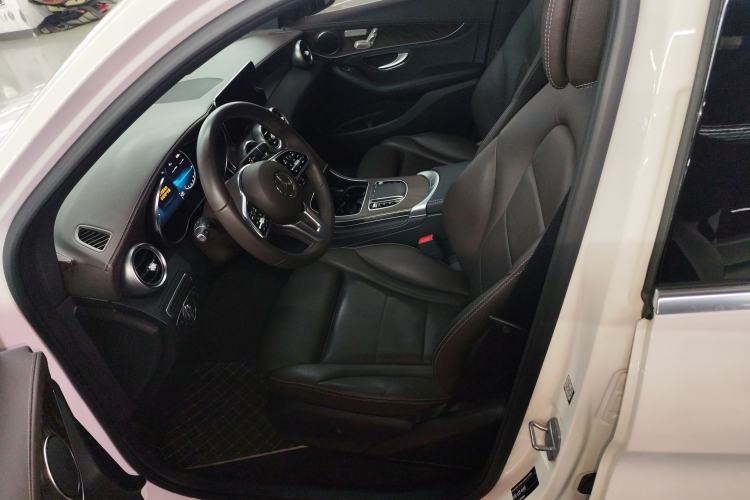 Used Mercedes-Benz GLC 2020 Facelift GLC 260 L 4MATIC Luxury Edition
