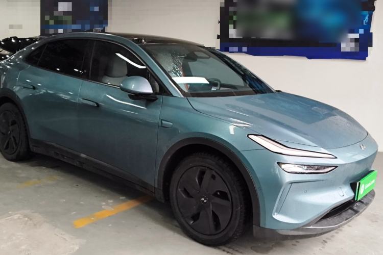 Used ONVO L60 2024 60 kWh Rear-Drive Version