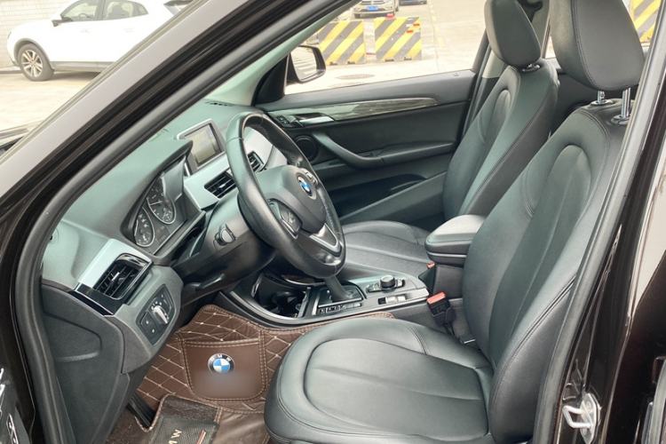 Used BMW X1 2016 sDrive18Li Premium Edition
