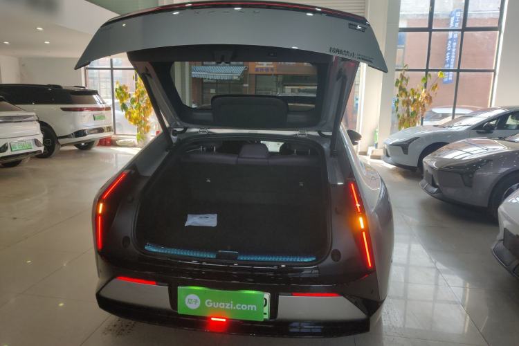 Used XPeng P7 2025 Model—702 Long Range Ultra
