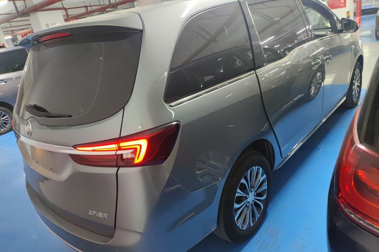 Used Buick GL8 2023 Land Executive Class Comfort Model
