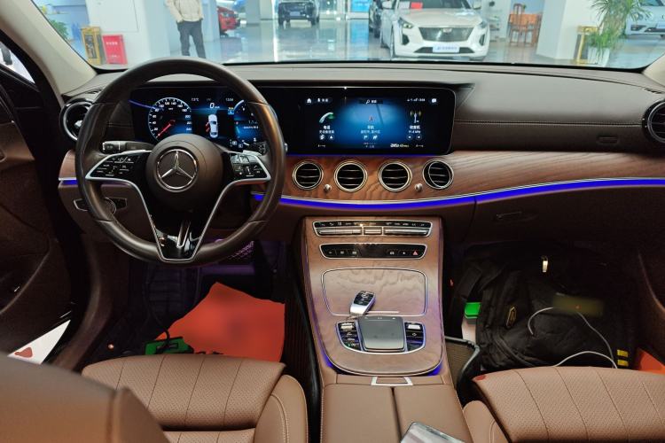 Used Mercedes-Benz E-Class 2023 Facelift E 260 L