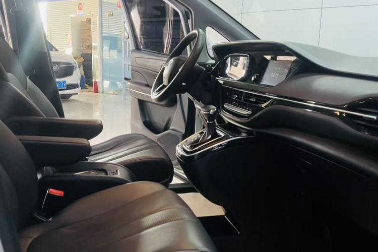 Used GAC Trumpchi M6 2019 270T DCT Luxury Edition (7-seater) China VI
