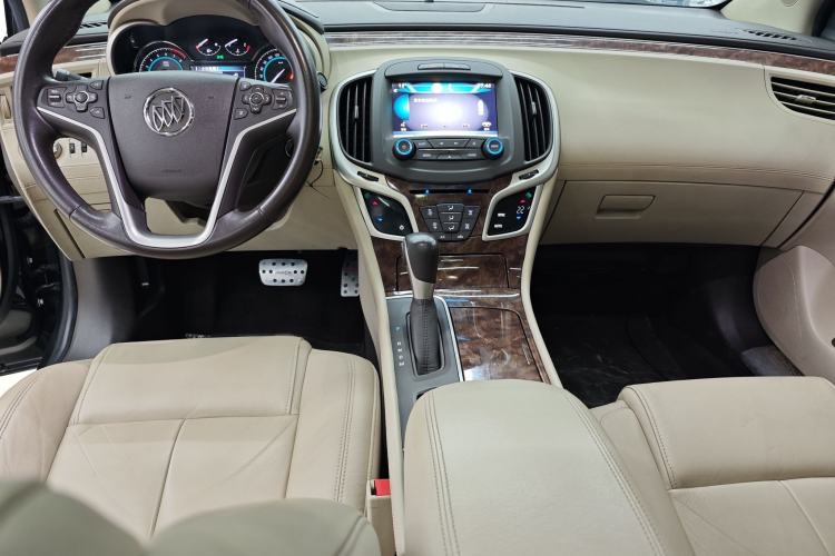 Used Buick LaCrosse 2013 2.4L SIDI Leading Comfort Version
