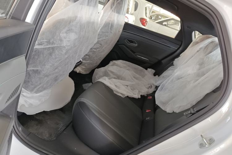 Used BYD Qin L 2025 DM-i Smart Drive 80KM Leading Model