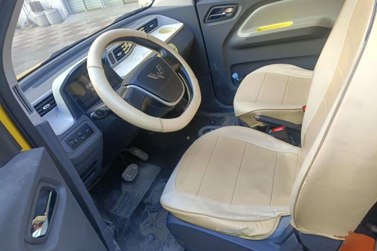 Used Wuling Hongguang MINIEV 2021 Macaron Fashion Model Lithium Iron Phosphate